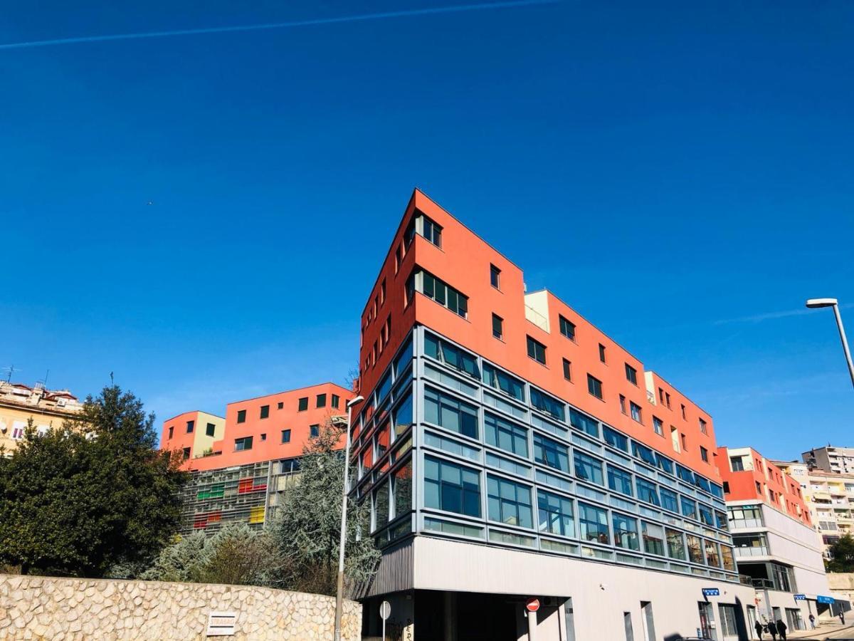 Allure Apartment Rijeka Bagian luar foto
